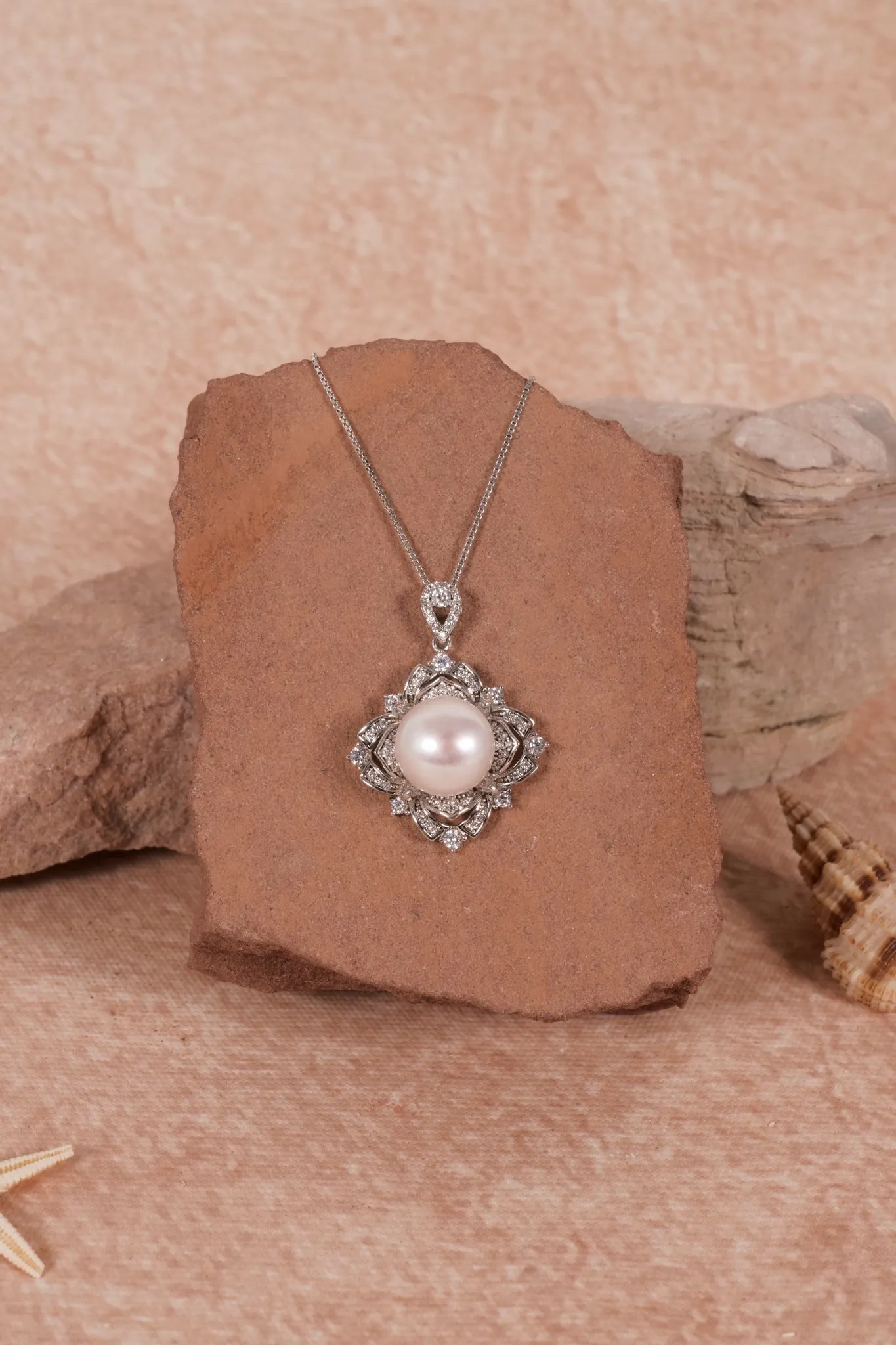 Lotus Crystal Pearl Pendant