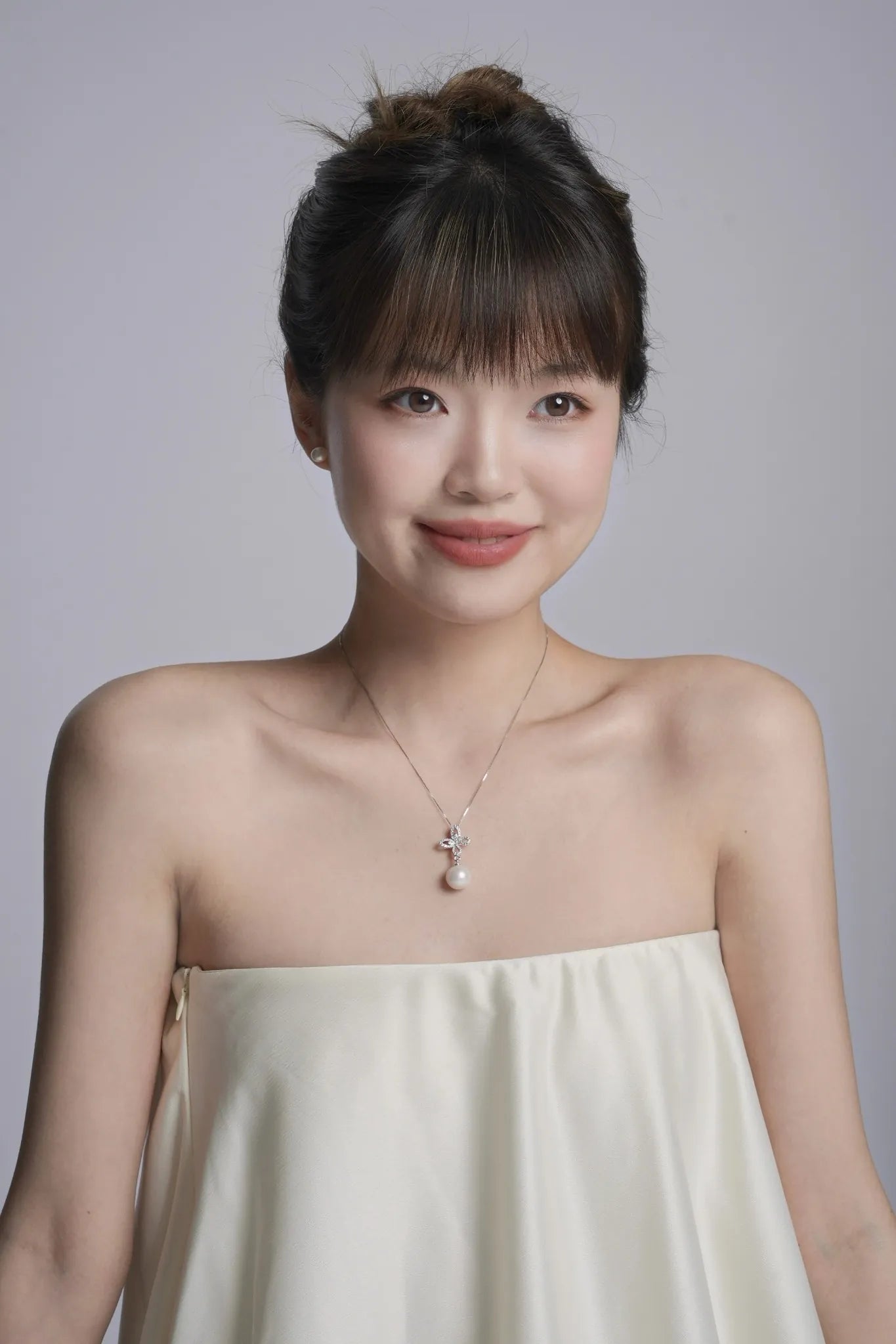 Fleur Crystal Pearl Pendant