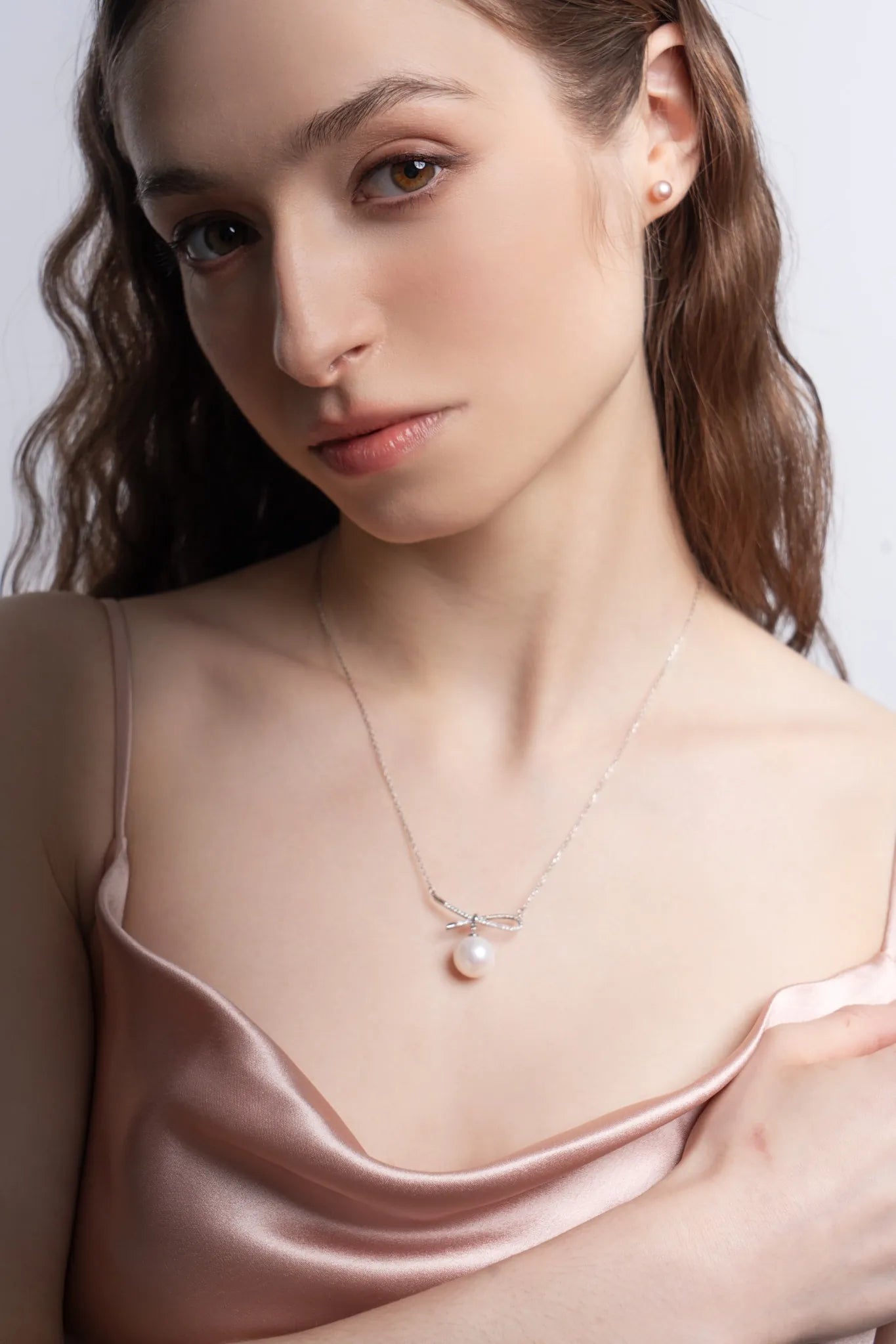 Princess Miora Pearl Pendant Necklace