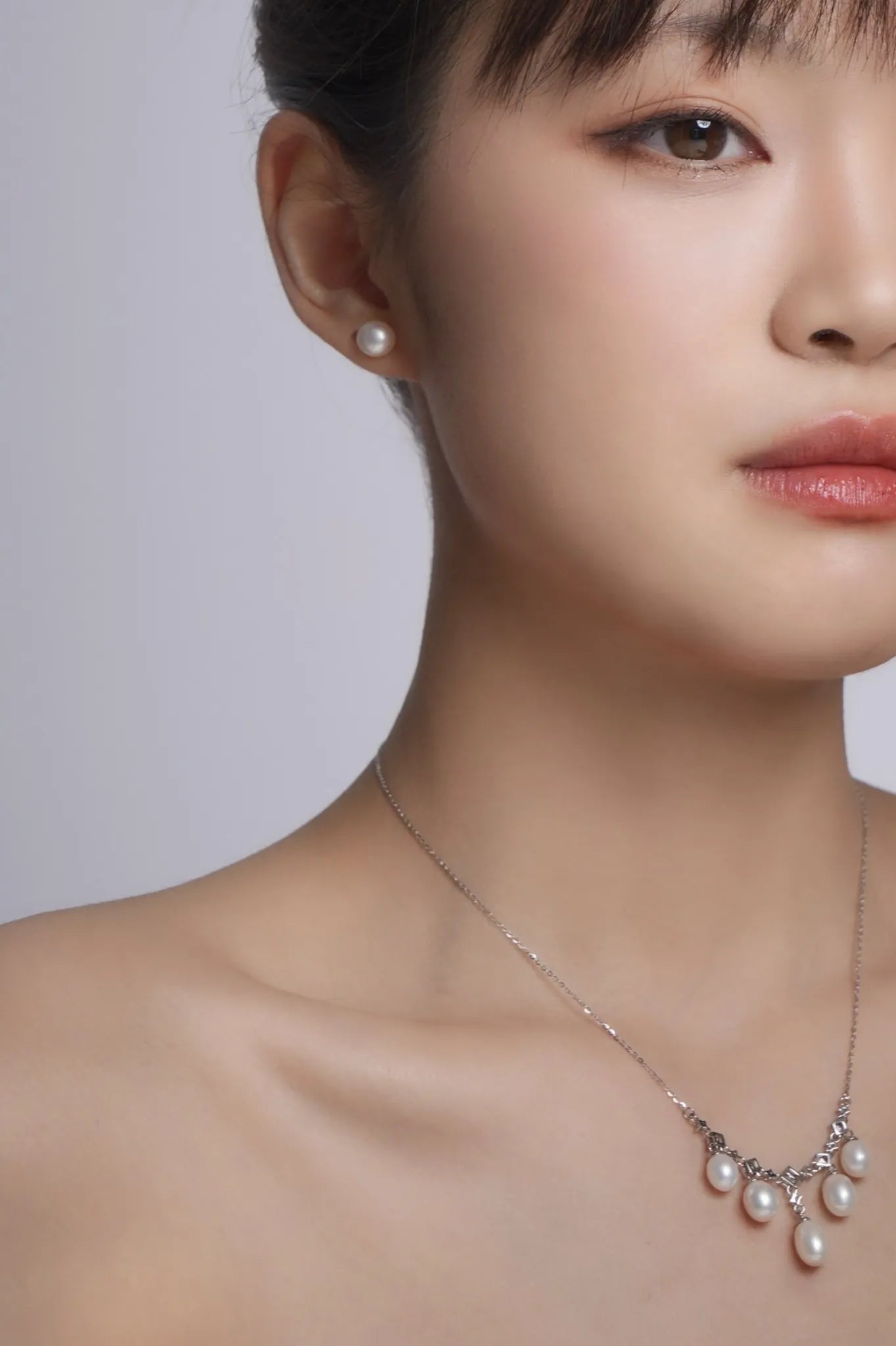 Quintette Pearl Pendant Necklace